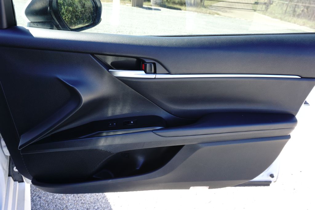 Photo 20 of this TOYOTA CAMRY