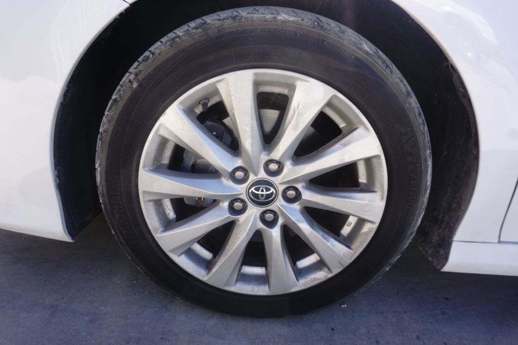 Photo 28 of this TOYOTA CAMRY