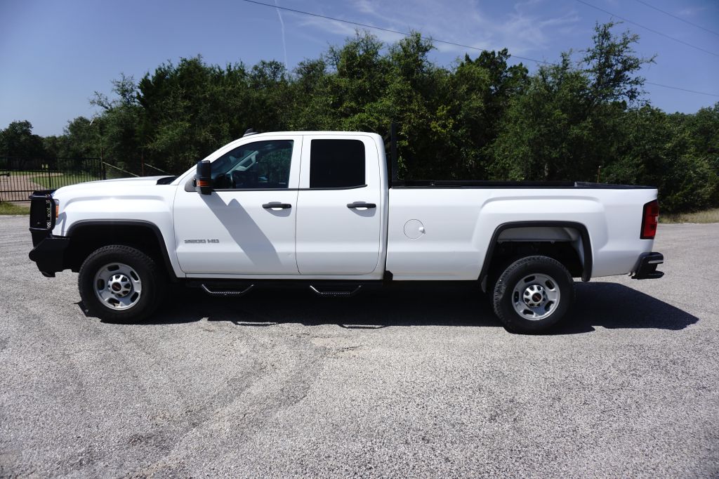 Photo 3 of this GMC SIERRA 2500HD