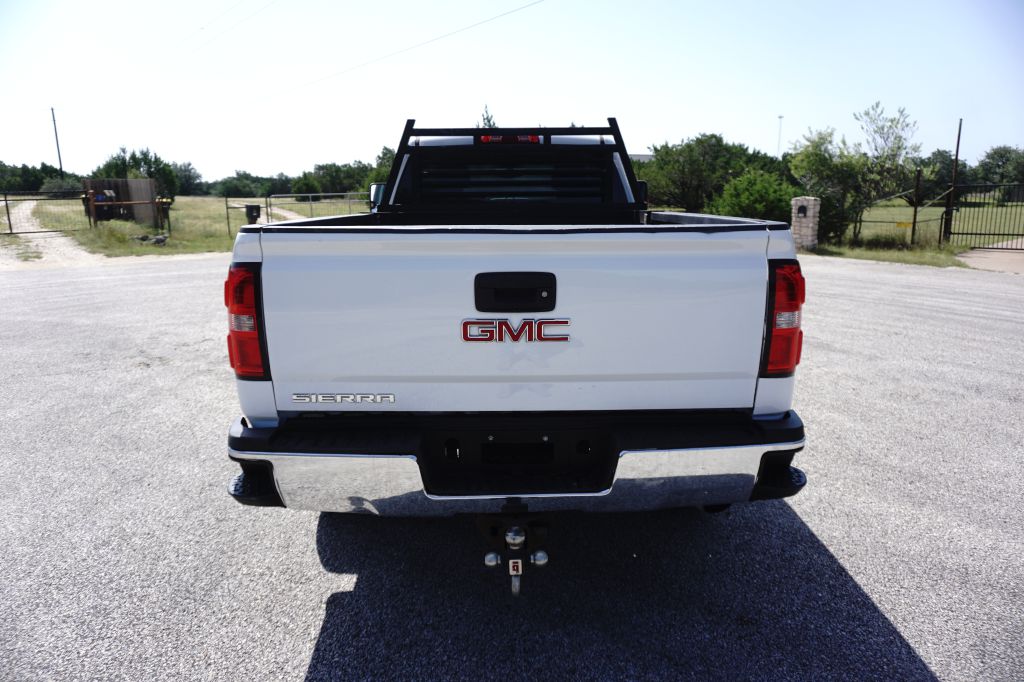 Photo 6 of this GMC SIERRA 2500HD
