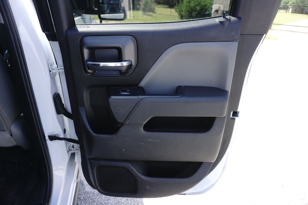 Photo 18 of this GMC SIERRA 2500HD