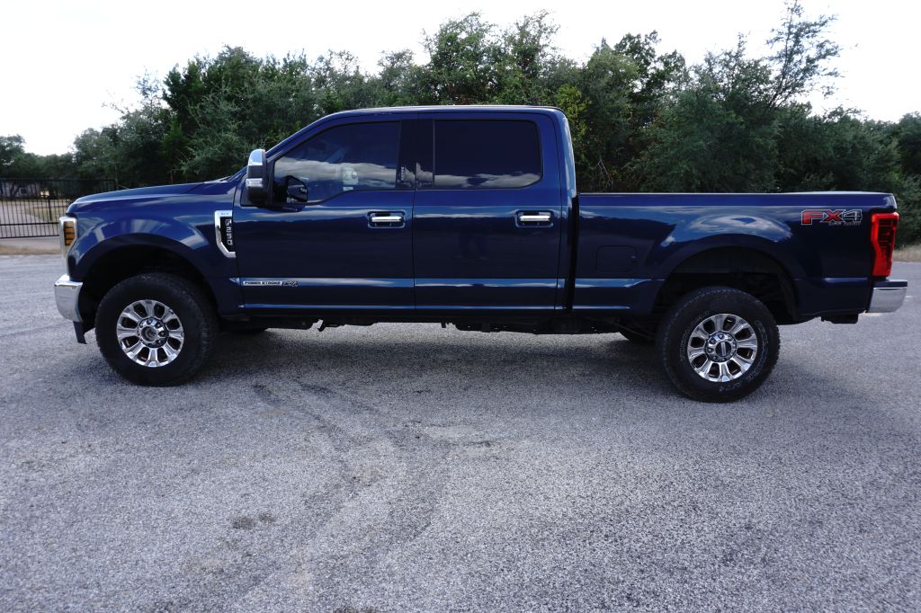 Photo 3 of this FORD F-250 SUPER DUT
