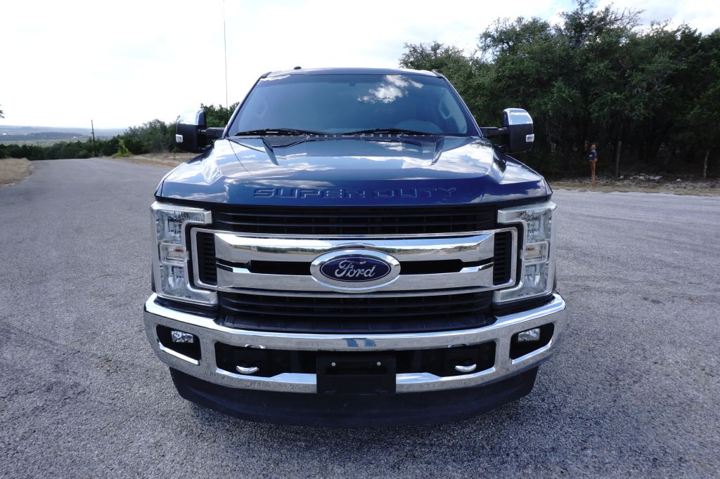 Photo 13 of this FORD F-250 SUPER DUT