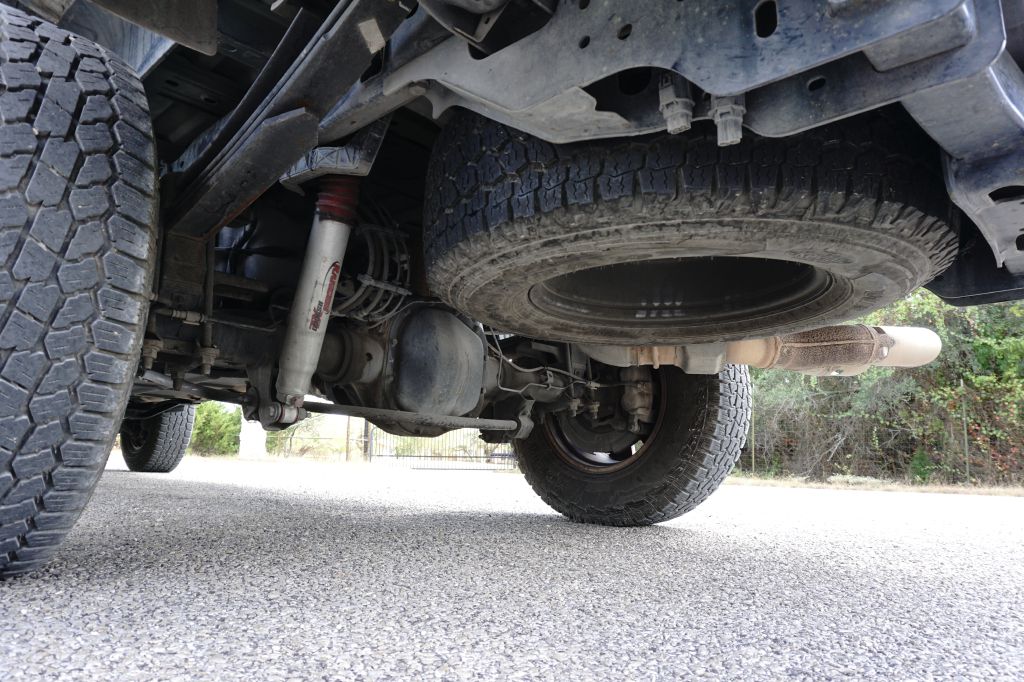 Photo 33 of this FORD F-250 SUPER DUT