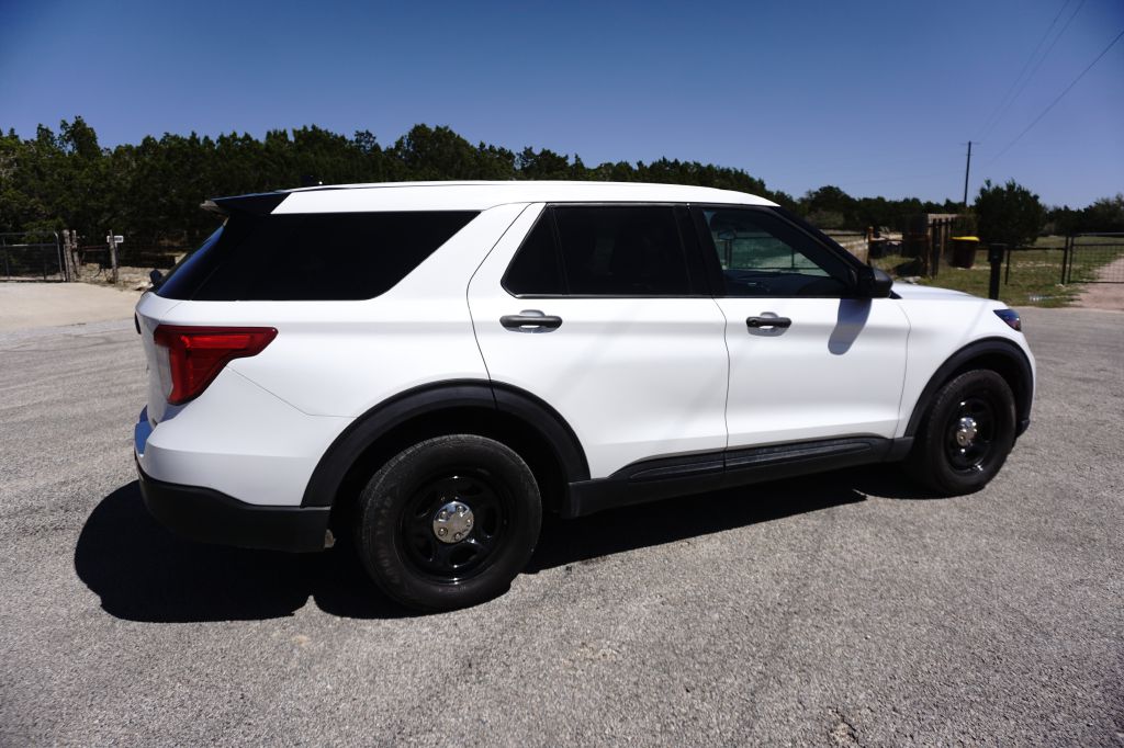 Photo 8 of this FORD EXPLORER
