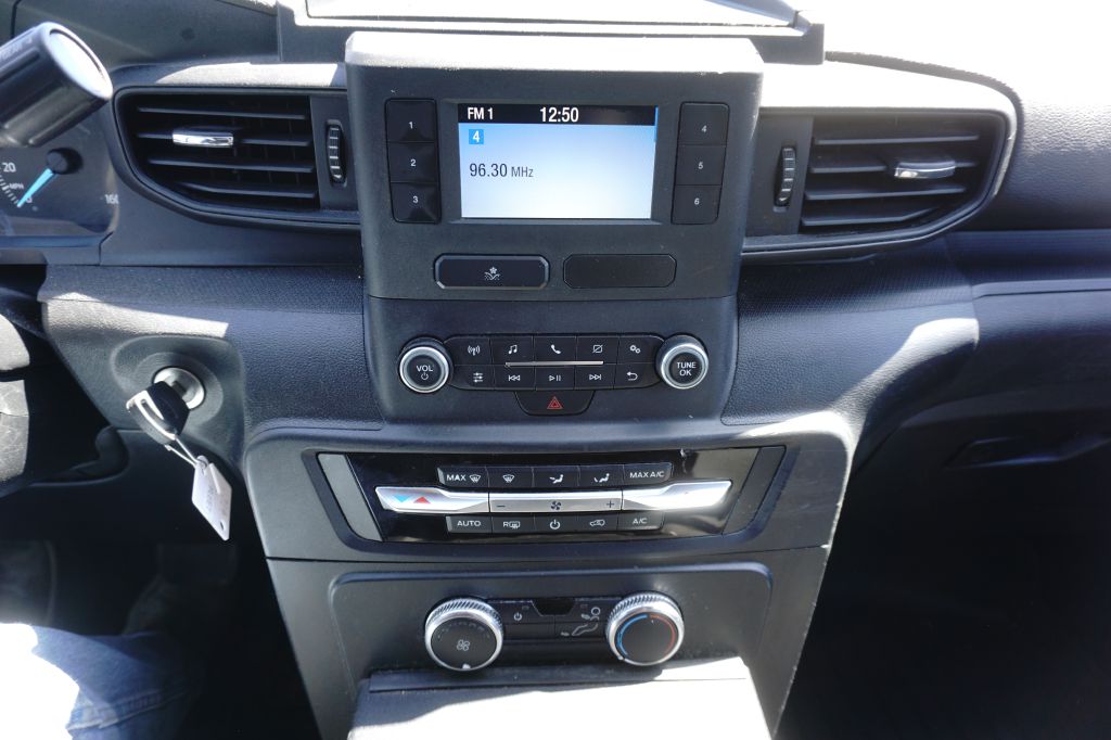 Photo 23 of this FORD EXPLORER