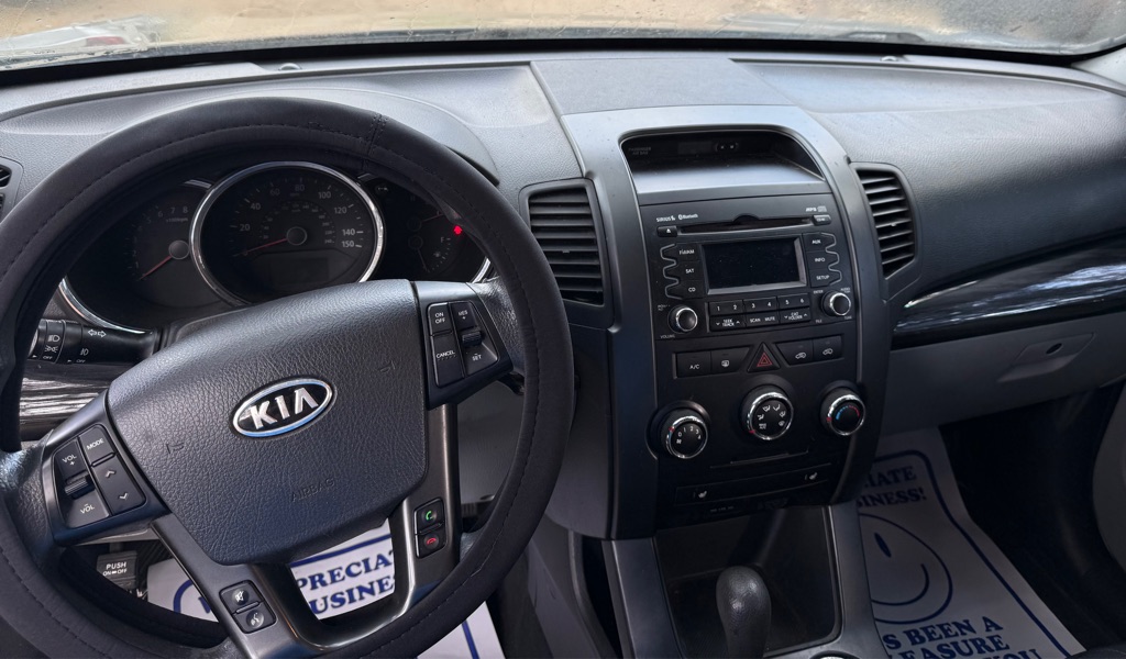 Photo 25 of this KIA SORENTO