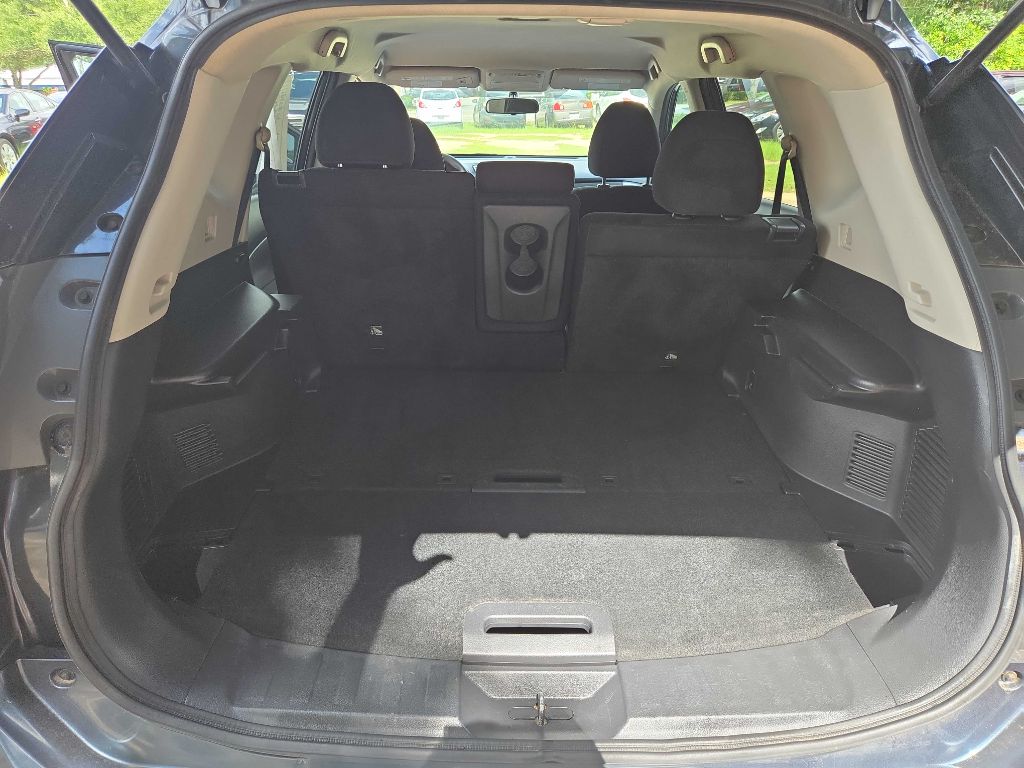 Photo 10 of this NISSAN ROGUE