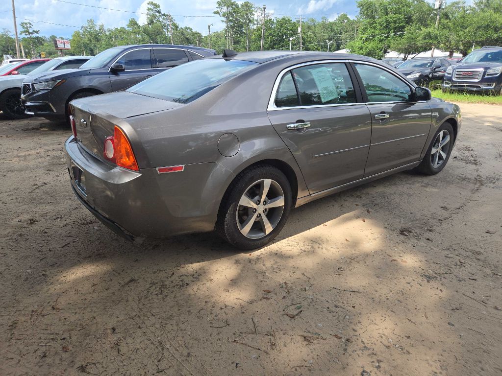 Photo 5 of this CHEVROLET MALIBU