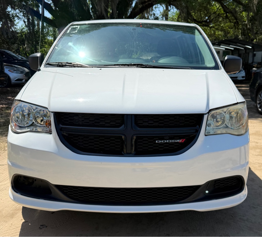 Photo 2 of this DODGE GRAND CARAVAN