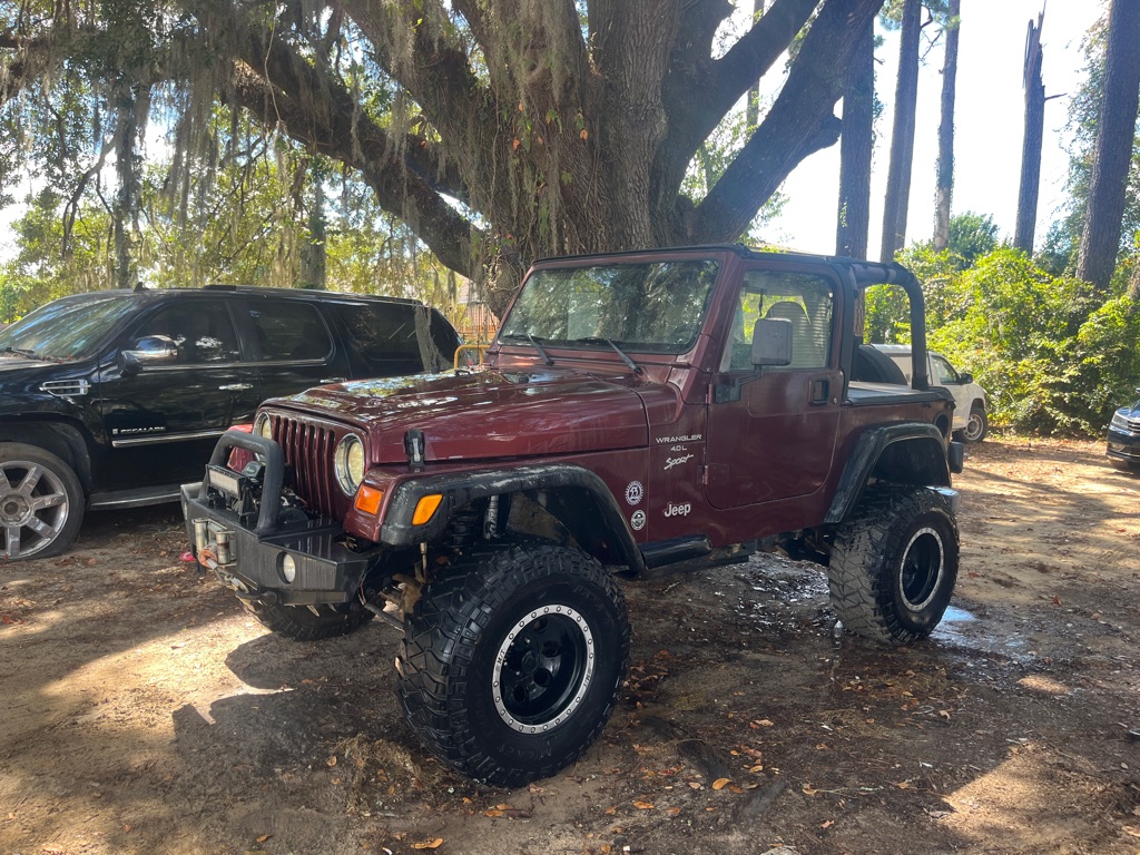 Photo 3 of this JEEP WRANGLER / TJ