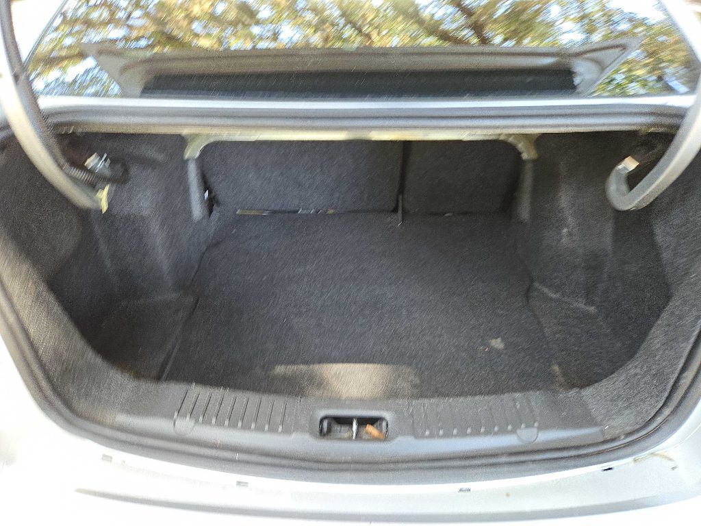 Photo 10 of this FORD FIESTA