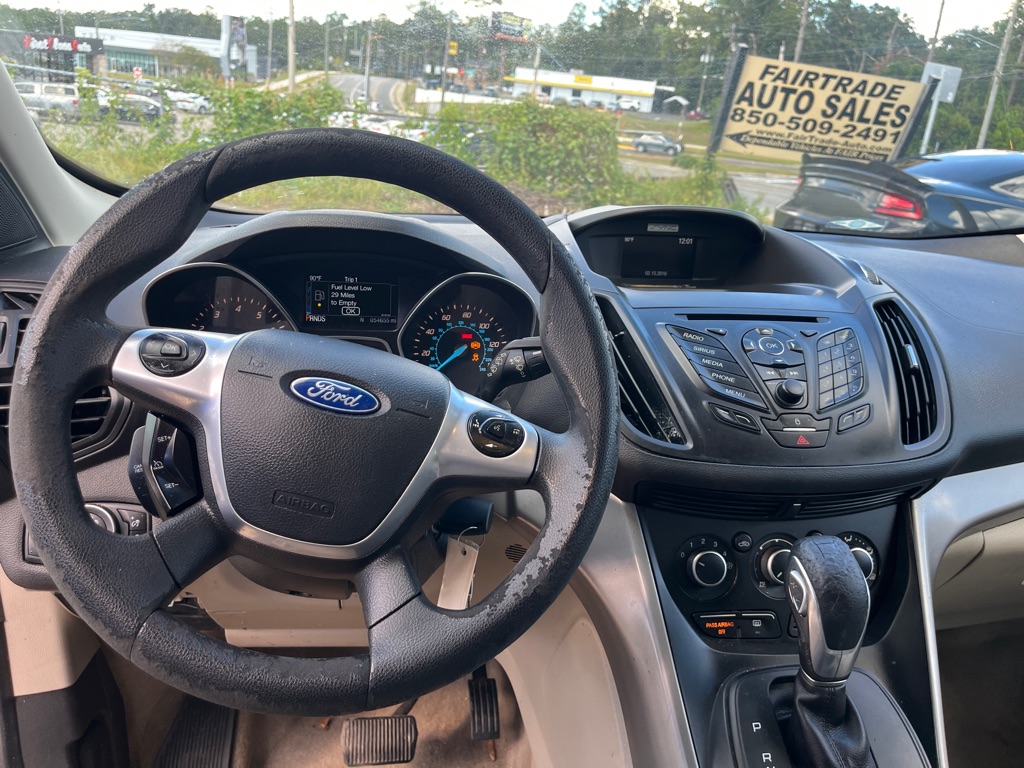 Photo 11 of this FORD ESCAPE