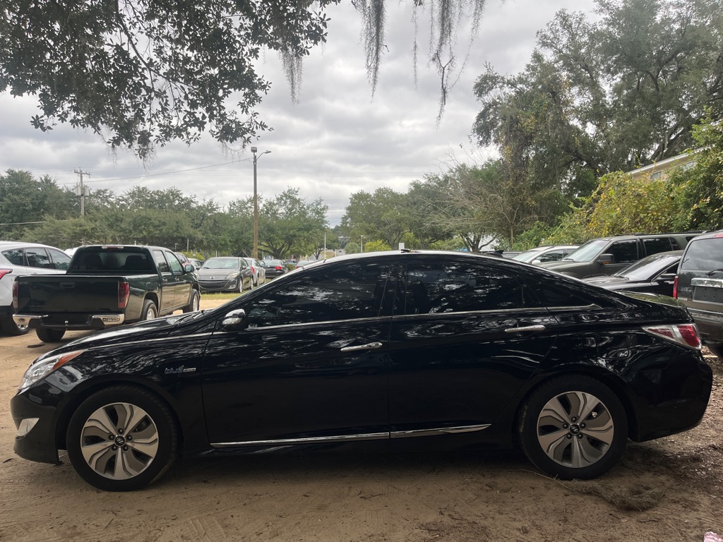 Photo 4 of this HYUNDAI SONATA
