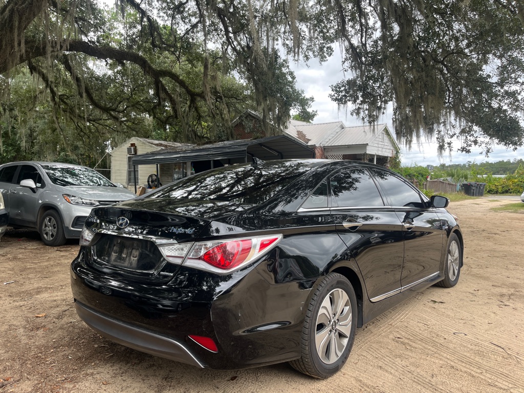 Photo 7 of this HYUNDAI SONATA
