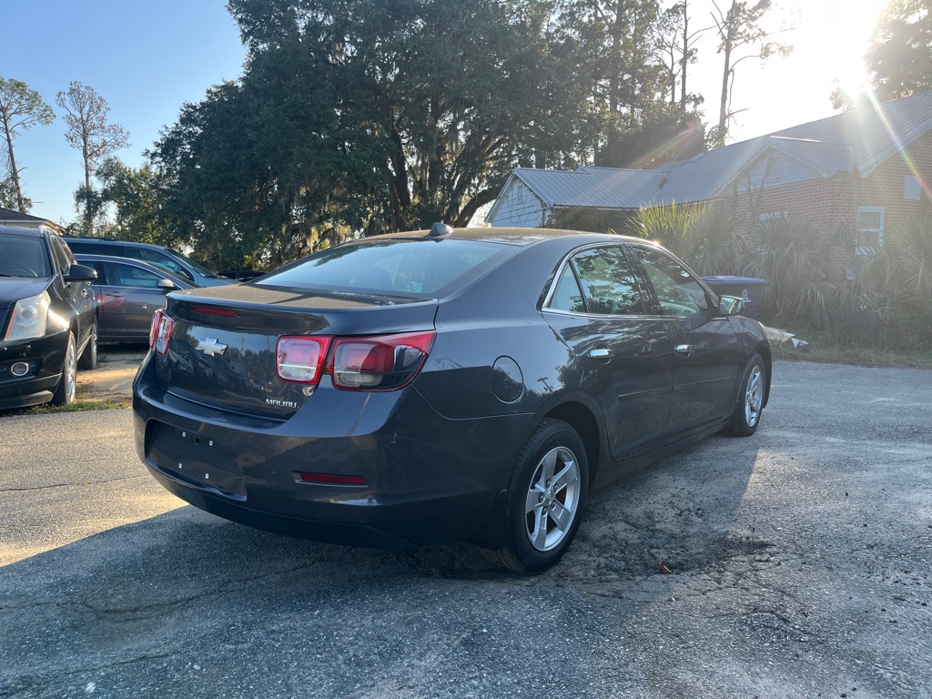 Photo 7 of this CHEVROLET MALIBU