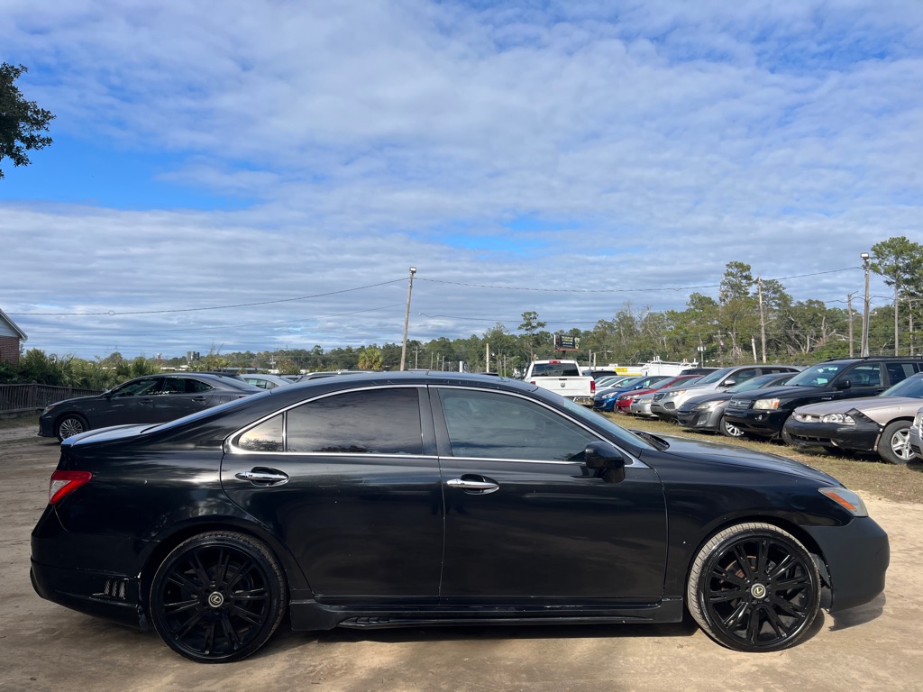 Photo 8 of this LEXUS ES
