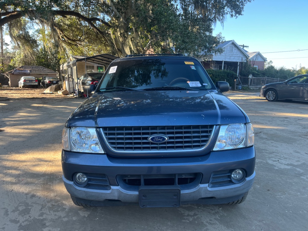 Photo 2 of this FORD EXPLORER
