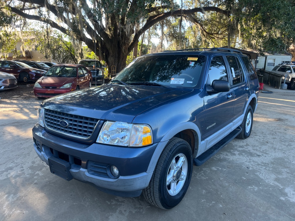 Photo 3 of this FORD EXPLORER
