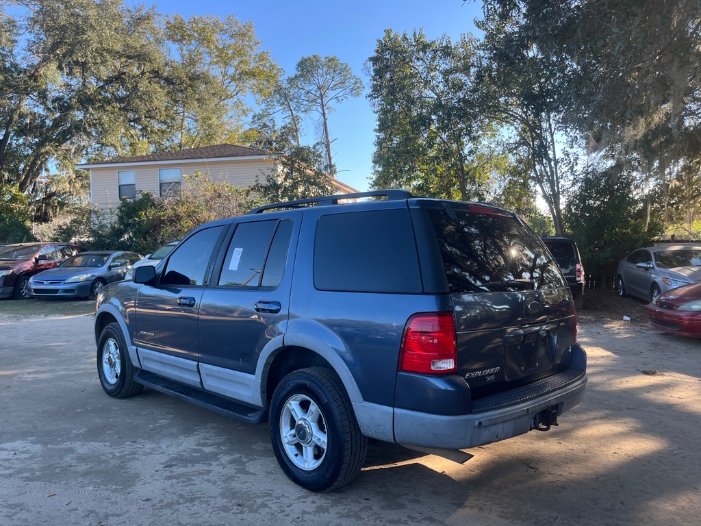 Photo 5 of this FORD EXPLORER