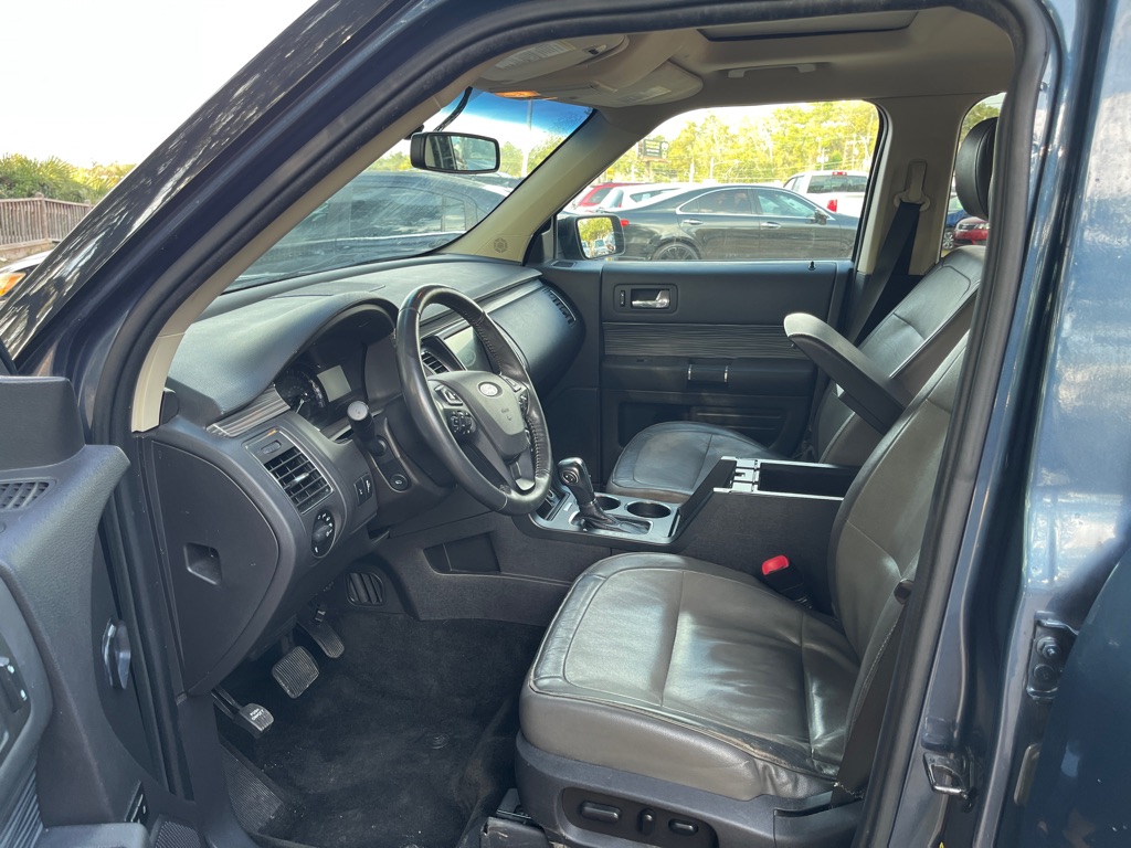 Photo 9 of this FORD FLEX