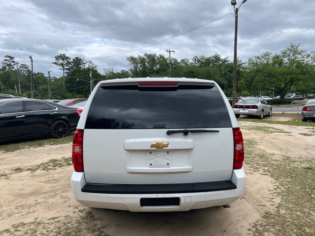 Photo 6 of this CHEVROLET TAHOE