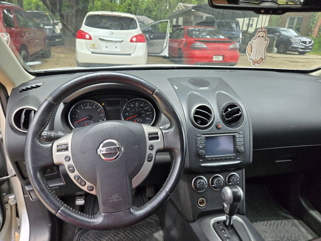 Photo 11 of this NISSAN ROGUE
