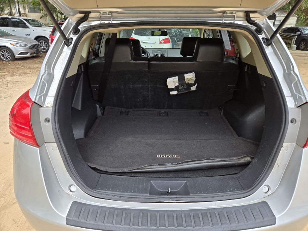 Photo 12 of this NISSAN ROGUE