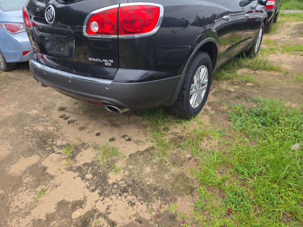 Photo 6 of this BUICK ENCLAVE