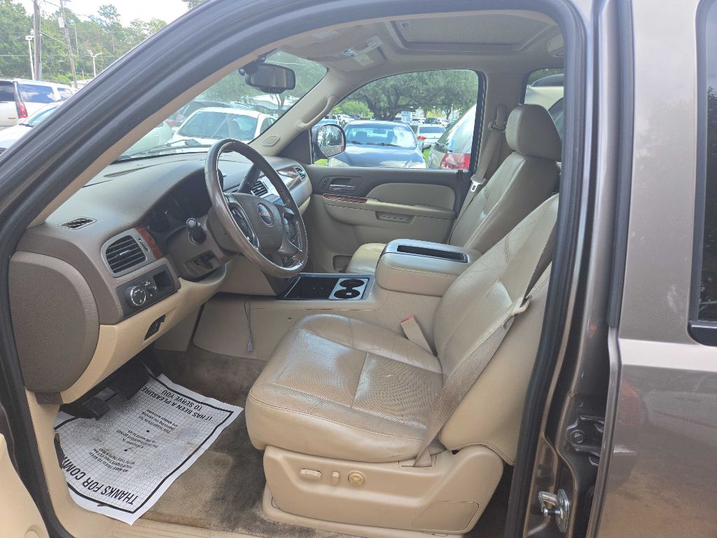 Photo 7 of this GMC YUKON XL