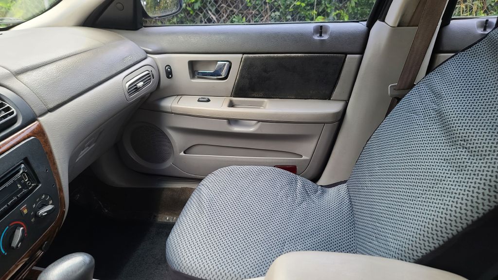 Photo 10 of this MERCURY SABLE