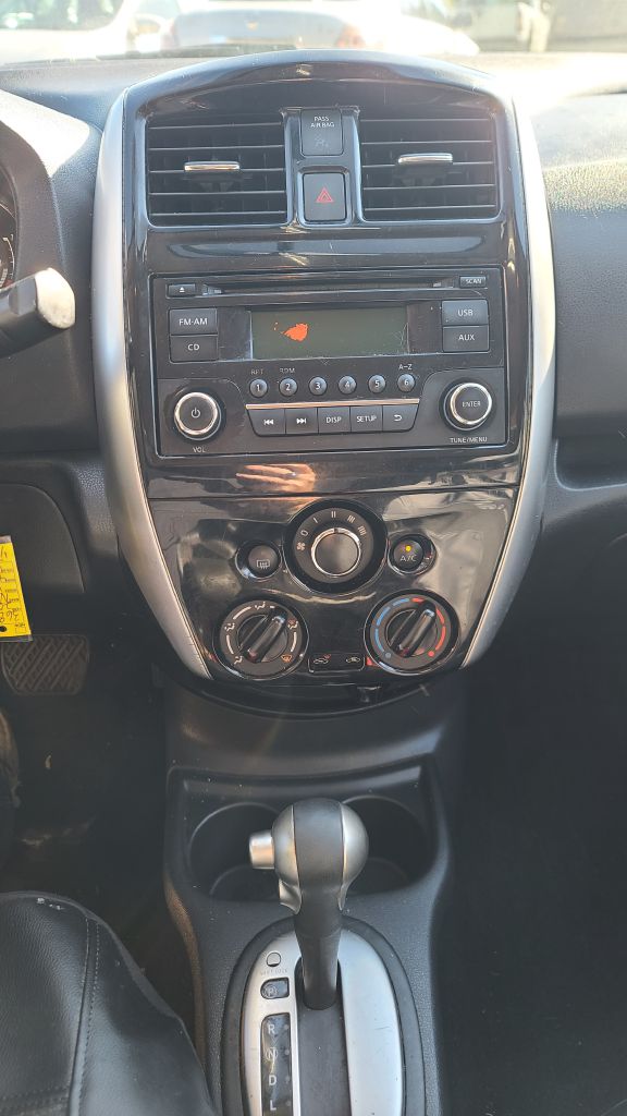 Photo 12 of this NISSAN VERSA NOTE