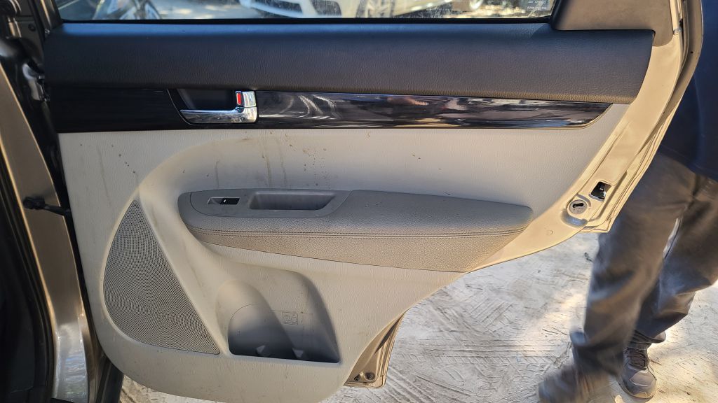 Photo 7 of this KIA SORENTO