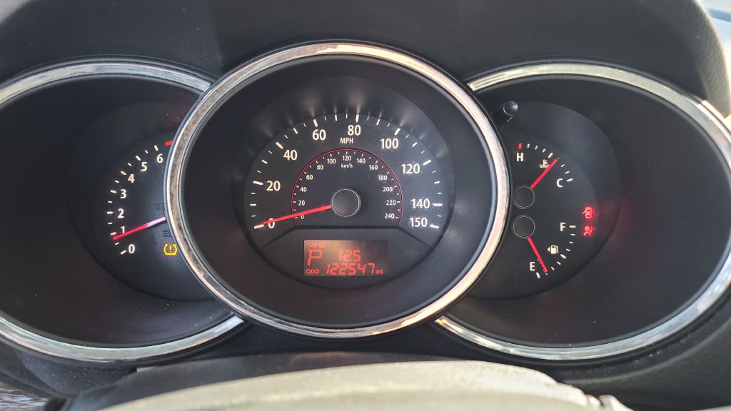 Photo 13 of this KIA SORENTO