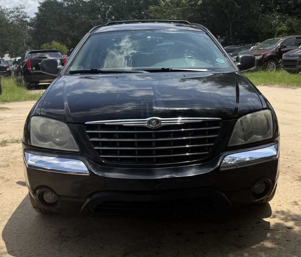 Photo 8 of this CHRYSLER PACIFICA