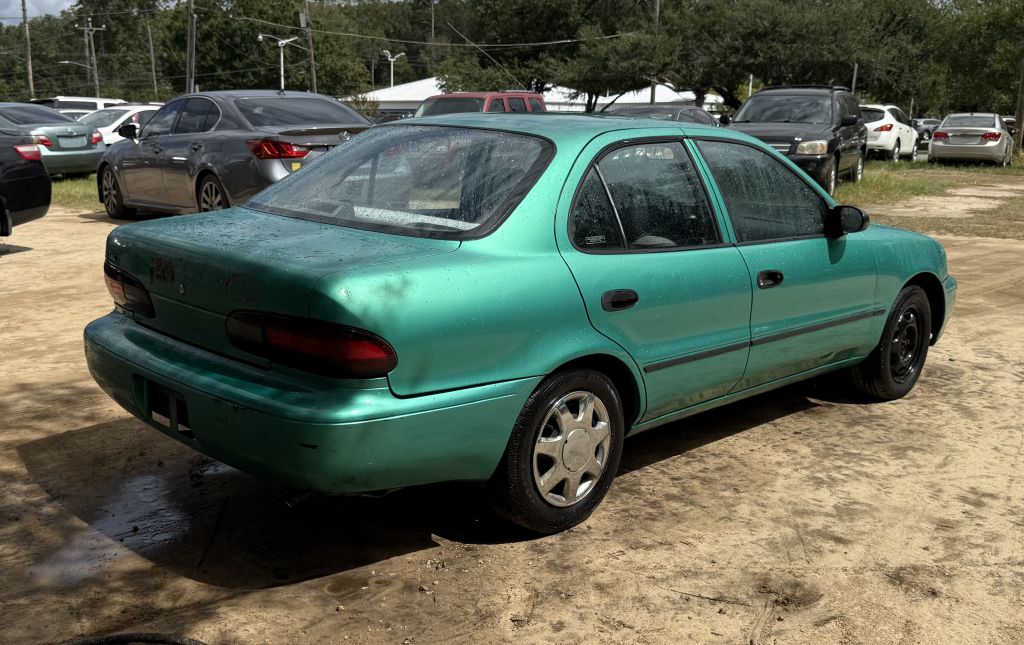 Photo 5 of this GEO PRIZM