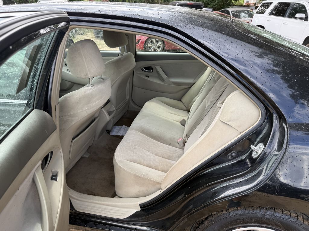 Photo 10 of this TOYOTA CAMRY