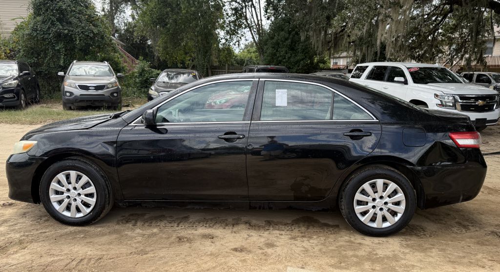 Photo 8 of this TOYOTA CAMRY