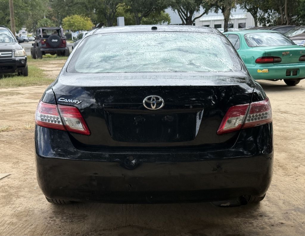 Photo 6 of this TOYOTA CAMRY