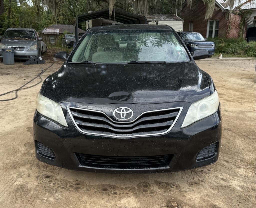 Photo 2 of this TOYOTA CAMRY