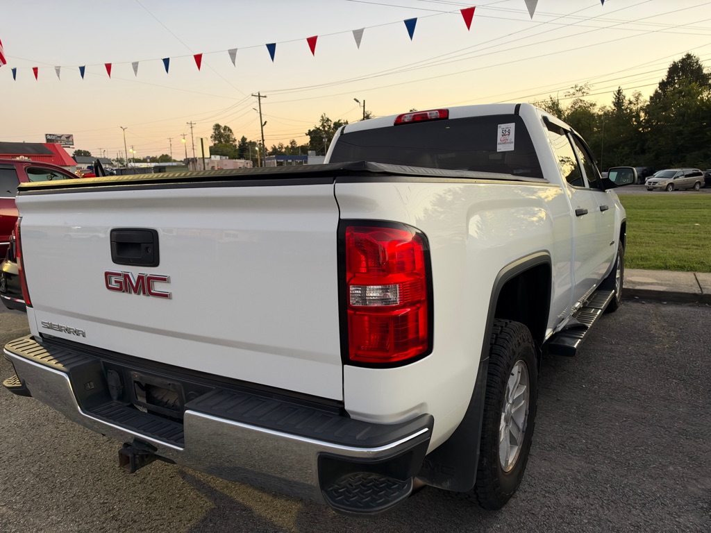 Photo 4 of this GMC SIERRA