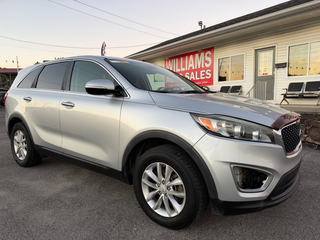 Photo 3 of this KIA SORENTO