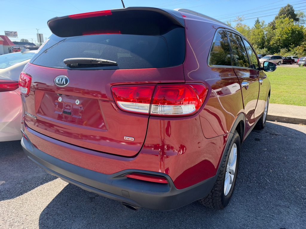 Photo 13 of this KIA SORENTO