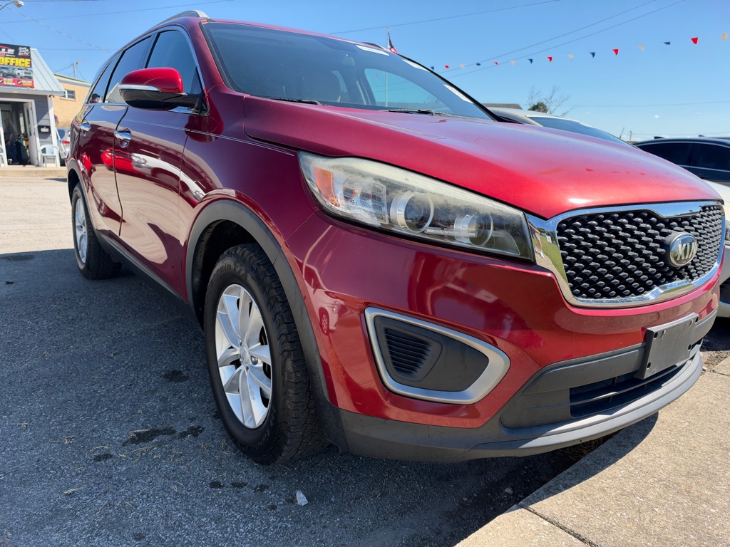 Photo 11 of this KIA SORENTO
