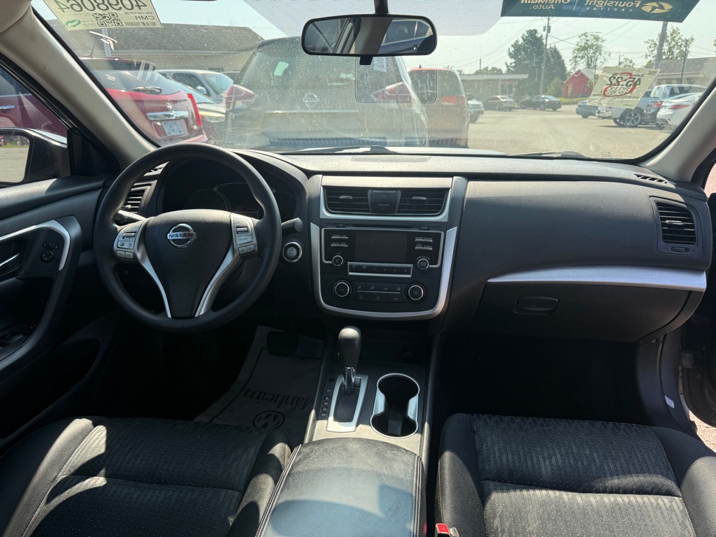 Photo 6 of this NISSAN ALTIMA