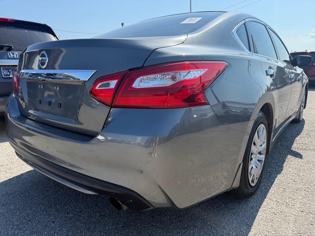 Photo 4 of this NISSAN ALTIMA