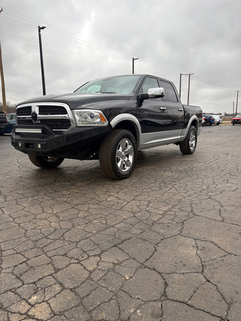 2016 RAM 1500 Laramie's photo