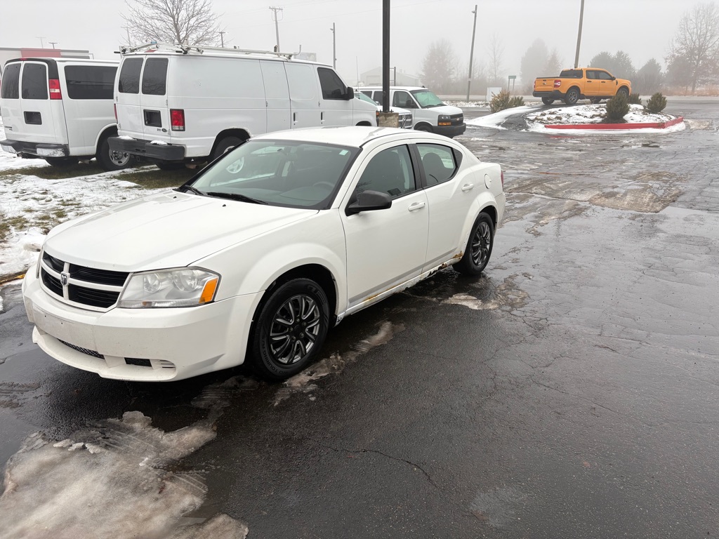 2010 Dodge Avenger SXT's photo