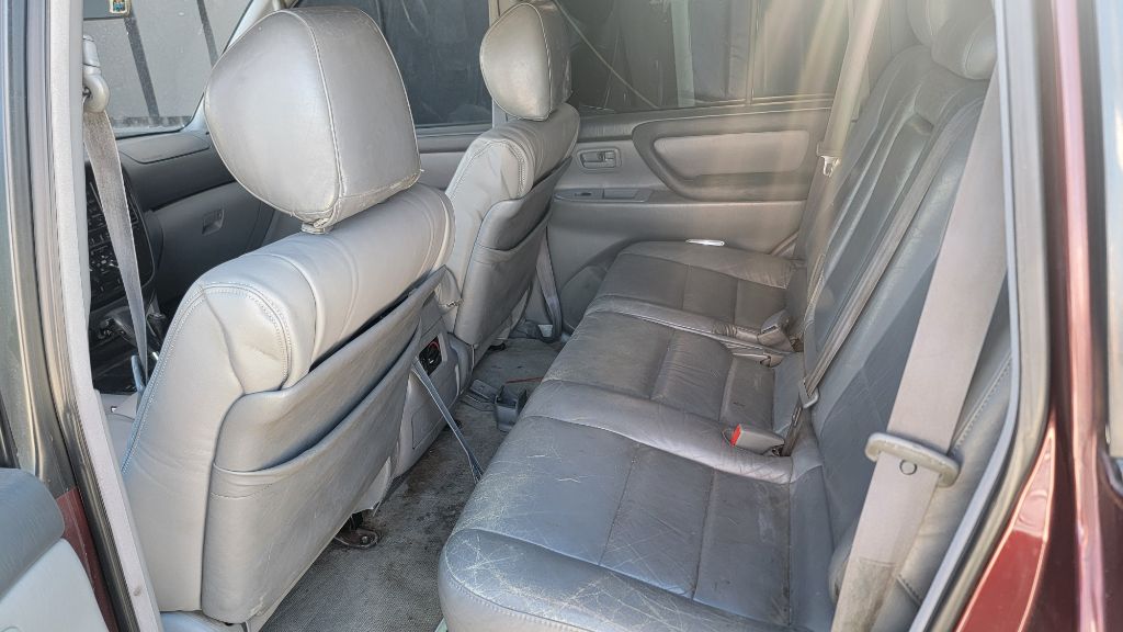 Photo 3 of this TOYOTA LAND CRUISER