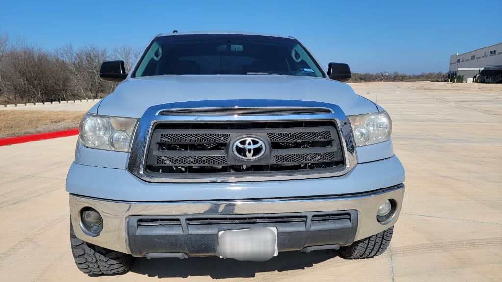 Photo 3 of this TOYOTA TUNDRA